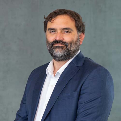 card-academics-image