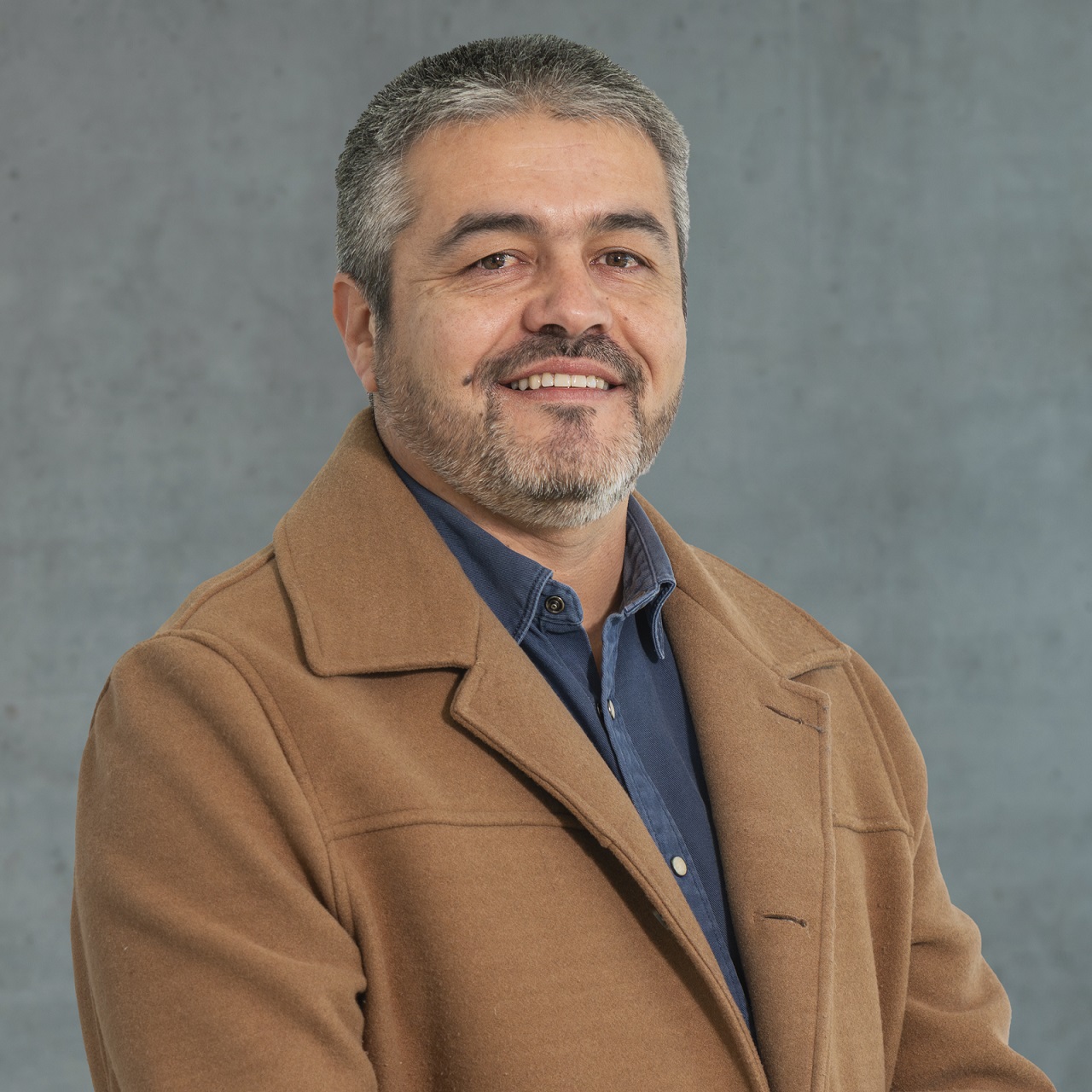 card-academics-image