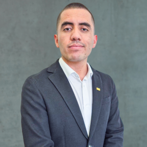 card-academics-image