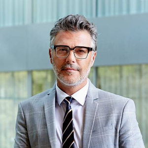 card-academics-image