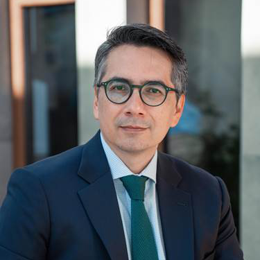 card-academics-image