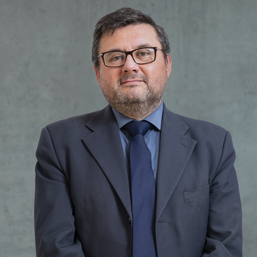 card-academics-image