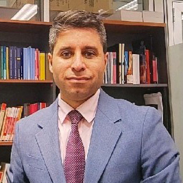 card-academics-image