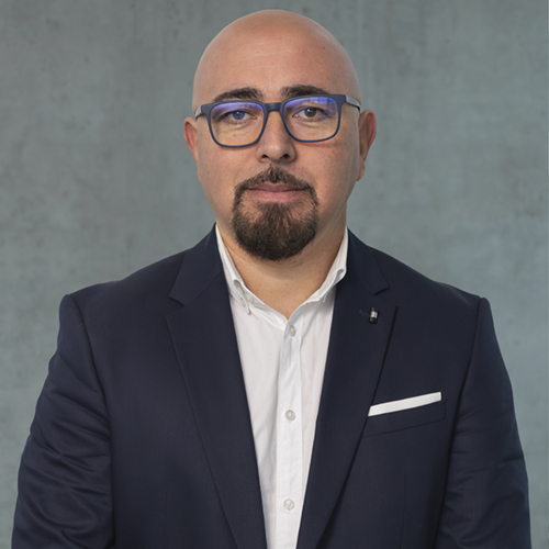 card-academics-image