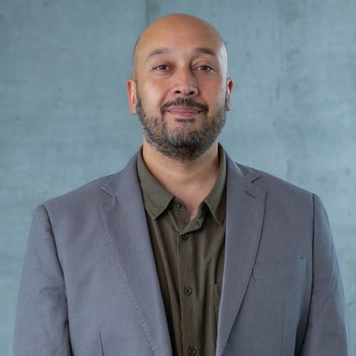 card-academics-image