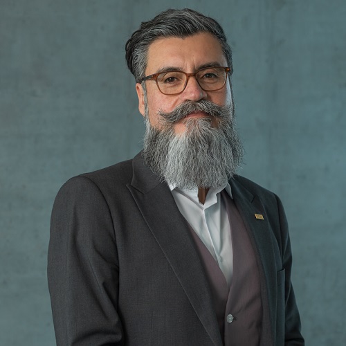 card-academics-image