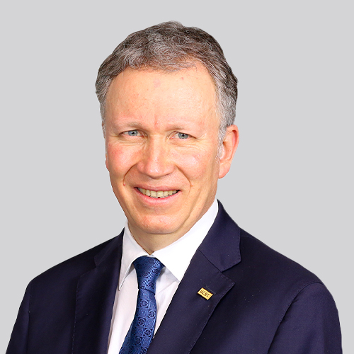 card-academics-image