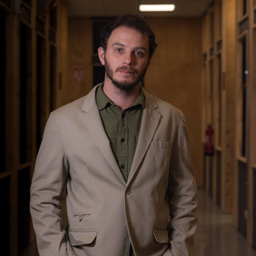 card-academics-image